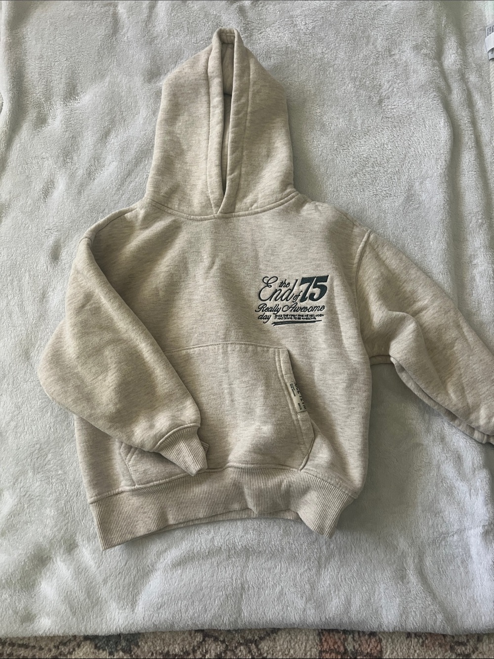 Zara Hoodie Size 6-7 fits like a 5